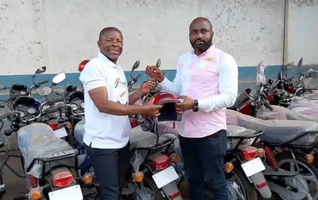 c3486411-dee5-4149-88b3-469b6cbd3a43