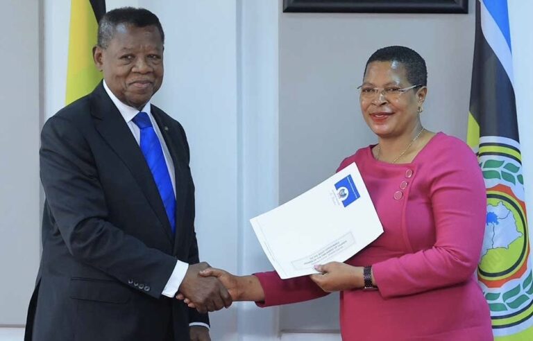 a92a9c2a-cfcf-4ad2-8e70-a4cd1837249c